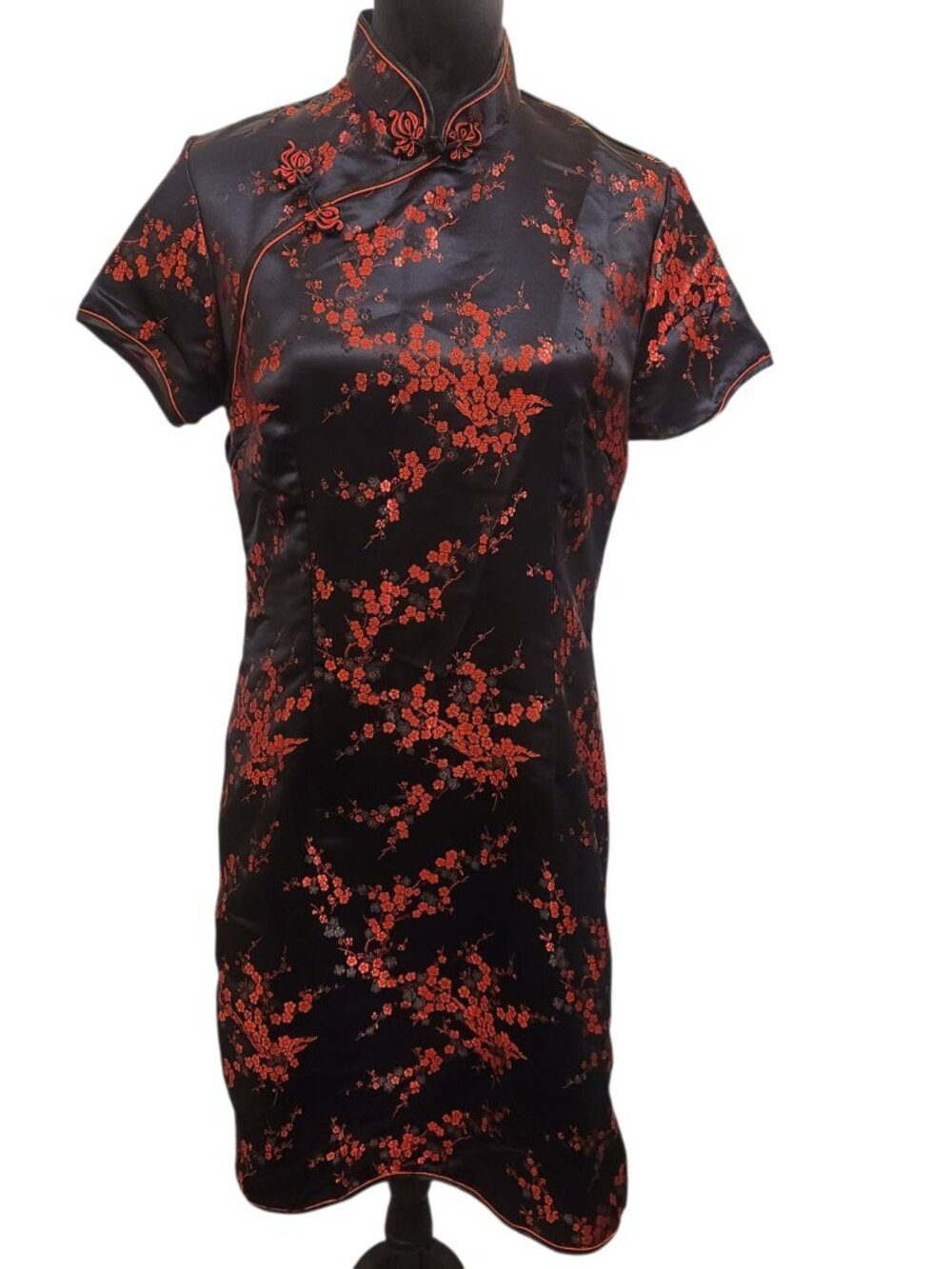 Vintage Black & Red Shanghai Soho Cheongsam Size 40 (US size 14)